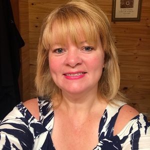 Meet your Posher, Sharon